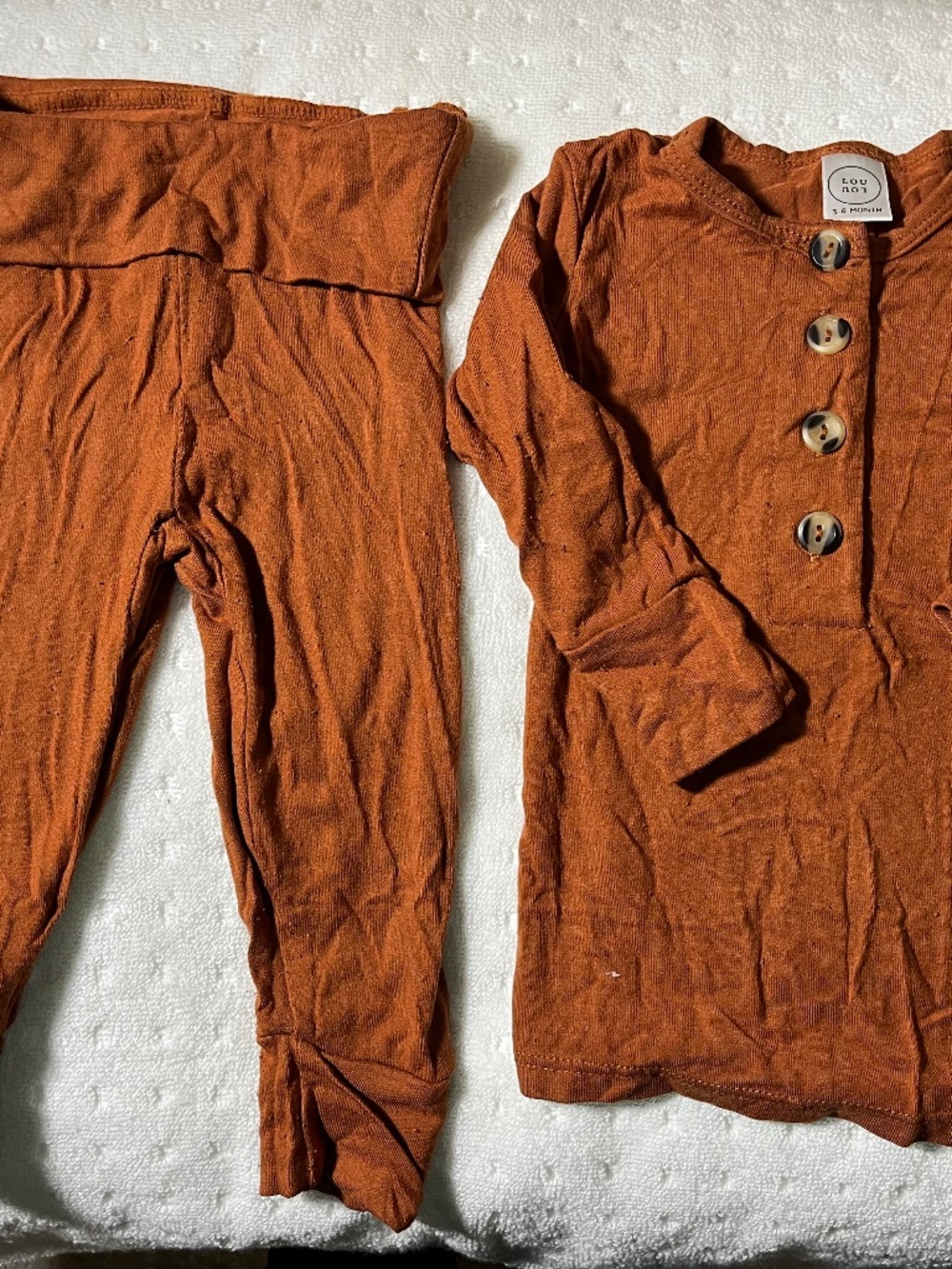 Lou Lou & Company 2 piece set in cinnamon color